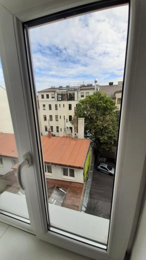 Relax Appartement 10 Minutes To Downtown Bécs Kültér fotó